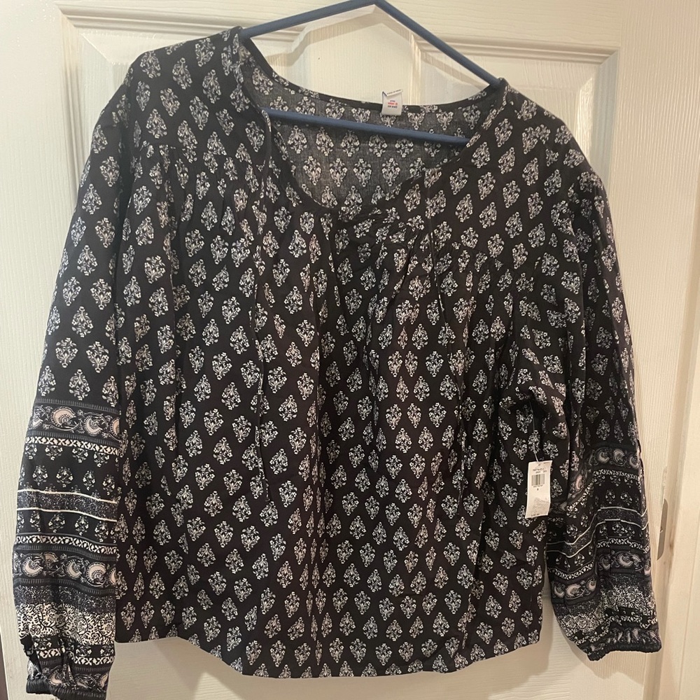Old navy peasant top